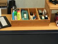 Schreibtischorganisation aus Massivholz